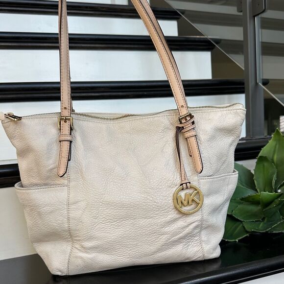 Michael Kors genuine leather pebble tote shoulder handbag, soft neutral, roomy - Picture 1 of 13